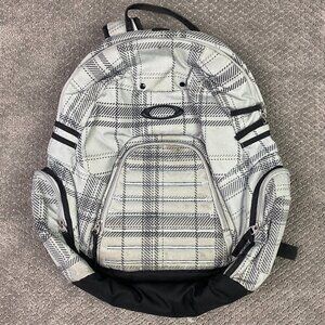 Oakley Backpack Overdrive Gearbox Bag Laptop Hiking Outdoor Gray White Plaid